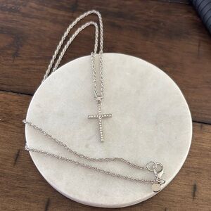Elegant Fashion Silver Cross Pendant Necklace
